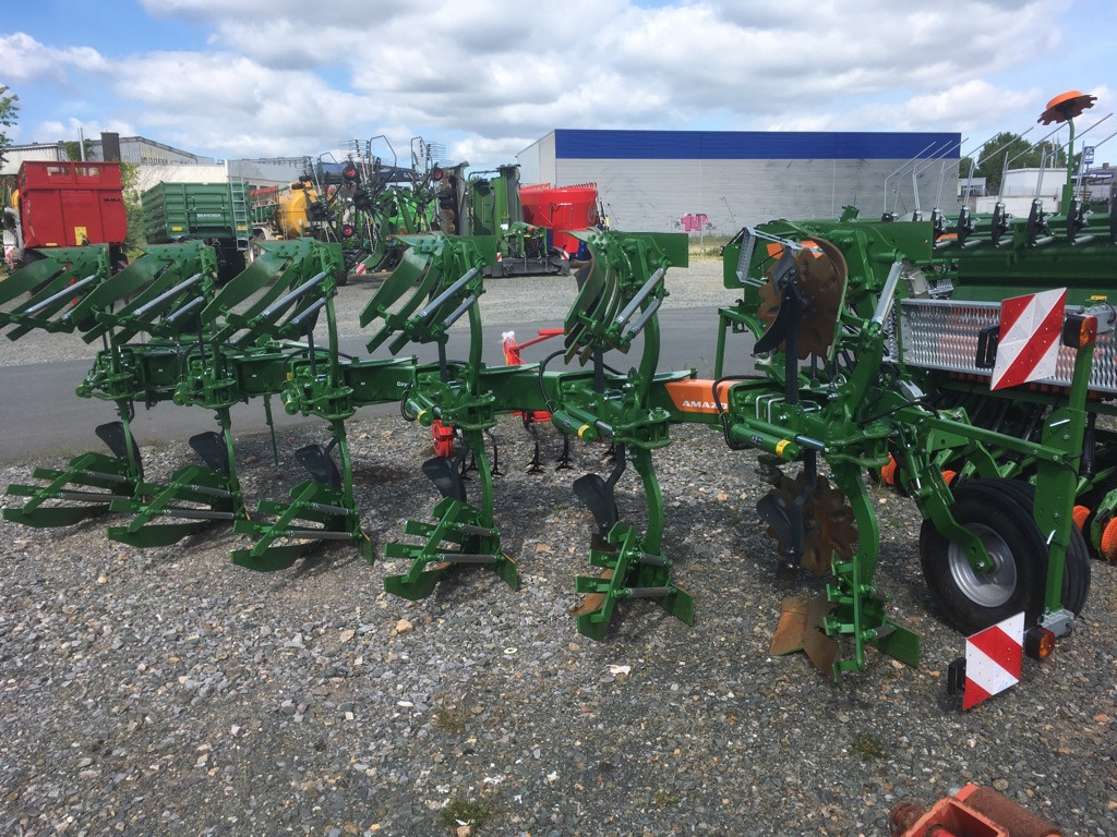 Amazone CAYROS XS PRO 950 VS 6-Schar - Plow: picture 4 Amazone CAYROS XS PRO 950 VS 6-Schar - Plow: picture 4