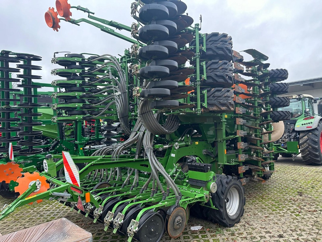 Amazone Cirrus 6003-2 - Seed drill: picture 5 Amazone Cirrus 6003-2 - Seed drill: picture 5
