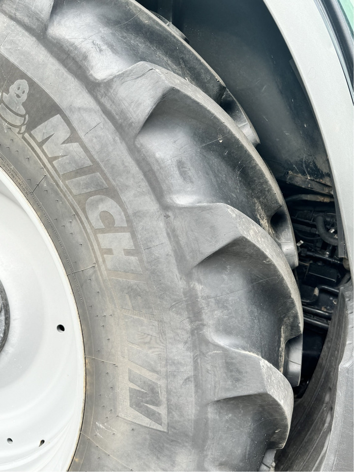 Deutz-Fahr Agrotron 7250 TTV - Farm tractor: picture 2 Deutz-Fahr Agrotron 7250 TTV - Farm tractor: picture 2