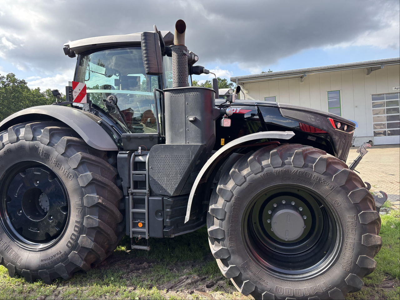 Fendt 1050 Vario Gen3 Profi Sett1 - Farm tractor: picture 1 Fendt 1050 Vario Gen3 Profi Sett1 - Farm tractor: picture 1