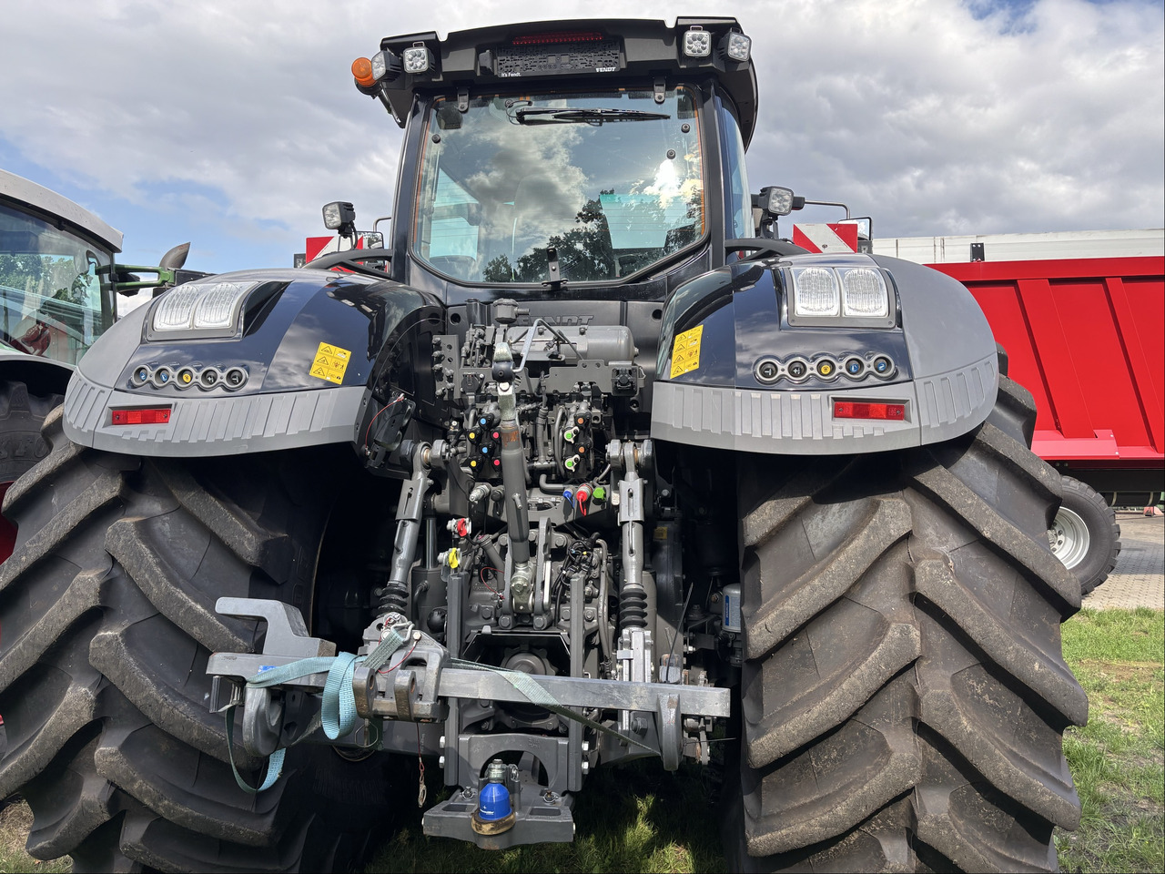 Fendt 1050 Vario Gen3 Profi Sett1 - Farm tractor: picture 2 Fendt 1050 Vario Gen3 Profi Sett1 - Farm tractor: picture 2
