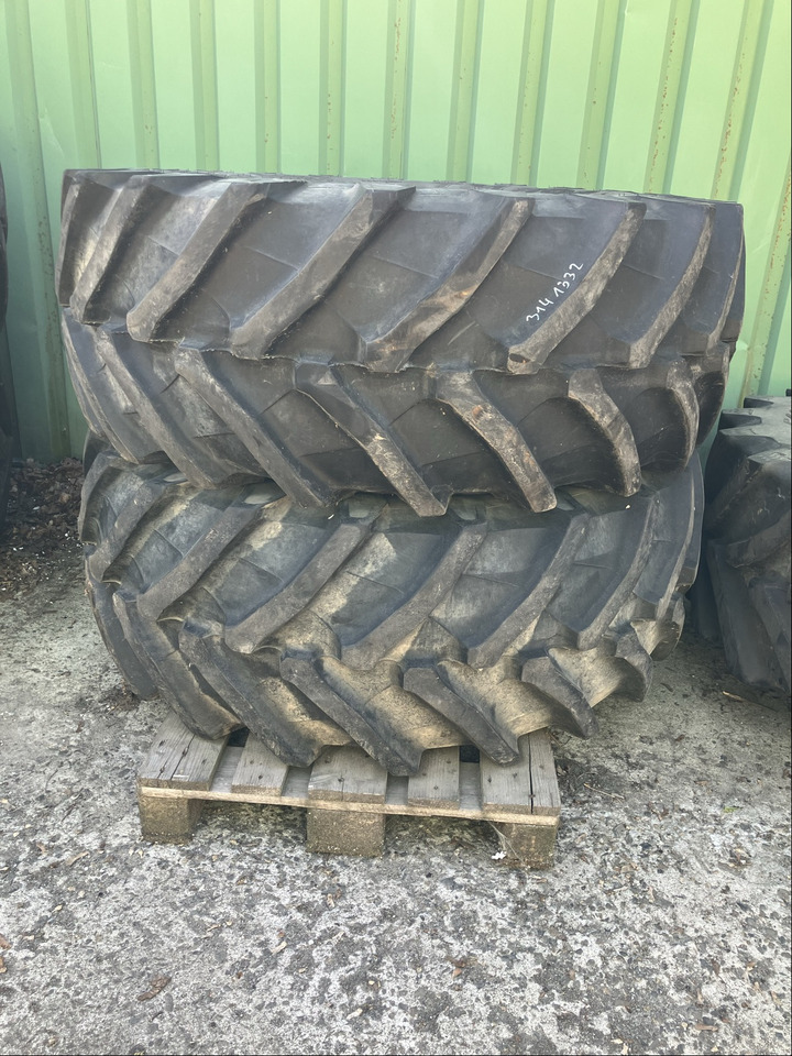 Fendt 2x Komplettrad 540/65R30 TB - Wheels and tires: picture 1 Fendt 2x Komplettrad 540/65R30 TB - Wheels and tires: picture 1