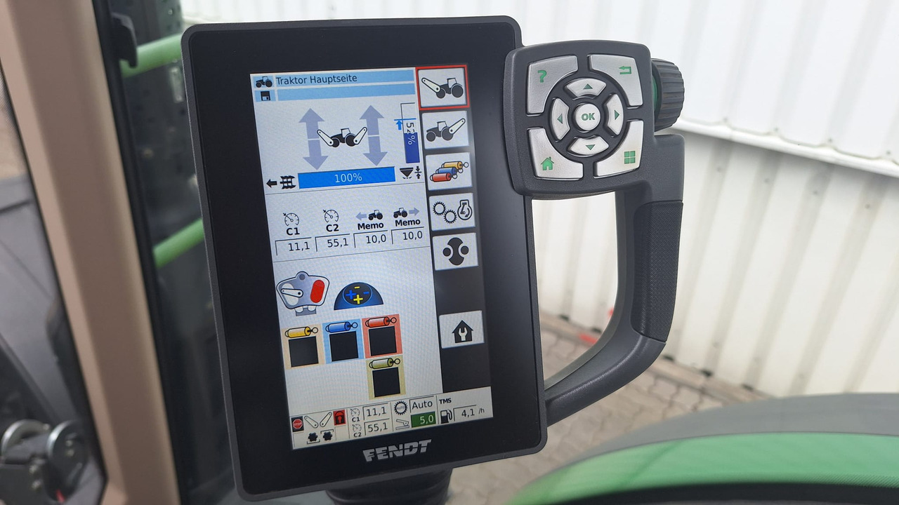 Farm tractor Fendt 512 Vario S4 PowerPlus: picture 10