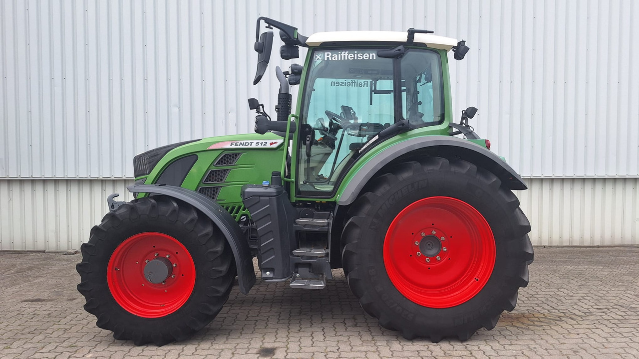 Fendt 512 Vario S4 PowerPlus - Farm tractor: picture 1 Fendt 512 Vario S4 PowerPlus - Farm tractor: picture 1