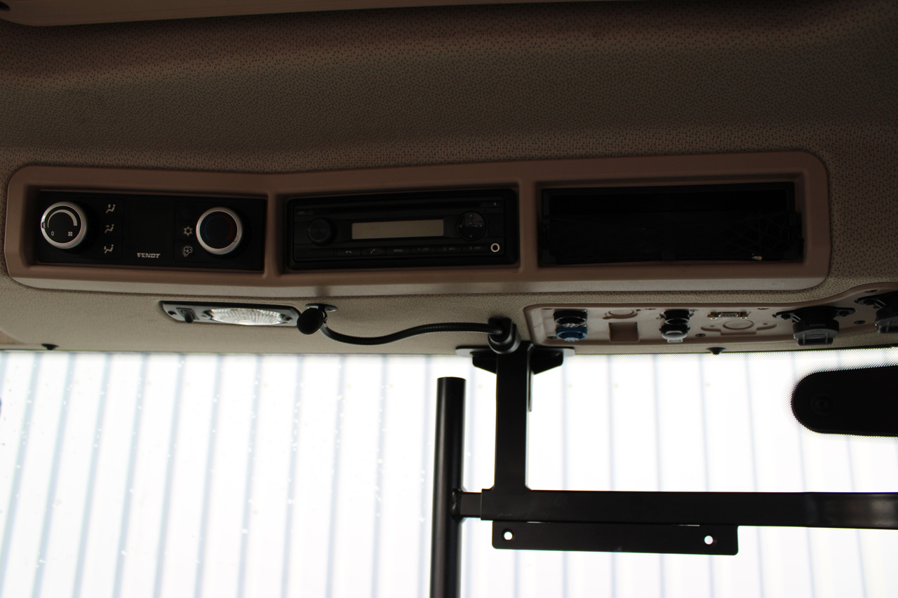 Fendt 516 Vario S4 PowerPlus - Farm tractor: picture 3 Fendt 516 Vario S4 PowerPlus - Farm tractor: picture 3