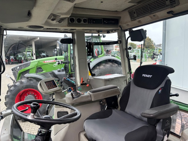 Fendt 714 Vario - Farm tractor: picture 4 Fendt 714 Vario - Farm tractor: picture 4