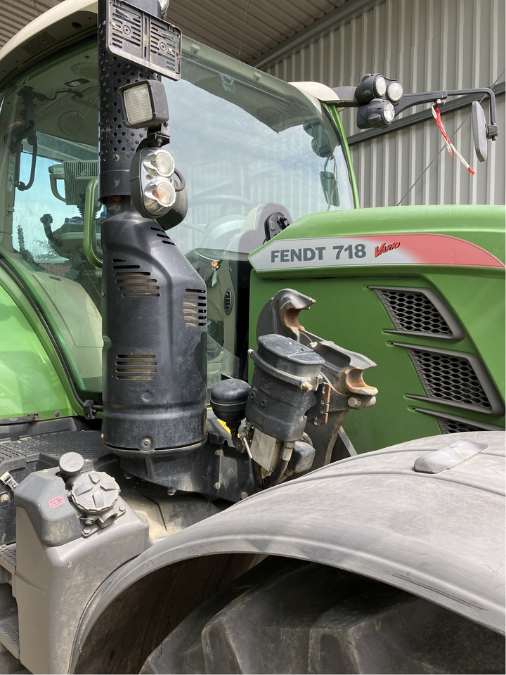 Fendt 718 Vario Profi Plus - Farm tractor: picture 5 Fendt 718 Vario Profi Plus - Farm tractor: picture 5