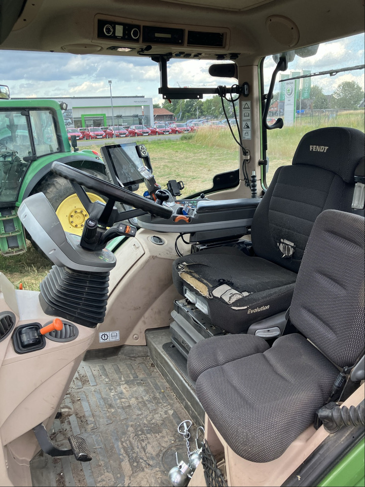 Fendt 724 Vario S4 - Farm tractor: picture 4 Fendt 724 Vario S4 - Farm tractor: picture 4
