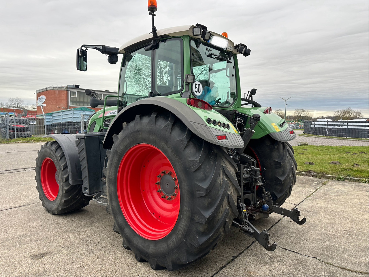 Fendt 724 Vario S4 Profi Plus - Farm tractor: picture 2 Fendt 724 Vario S4 Profi Plus - Farm tractor: picture 2