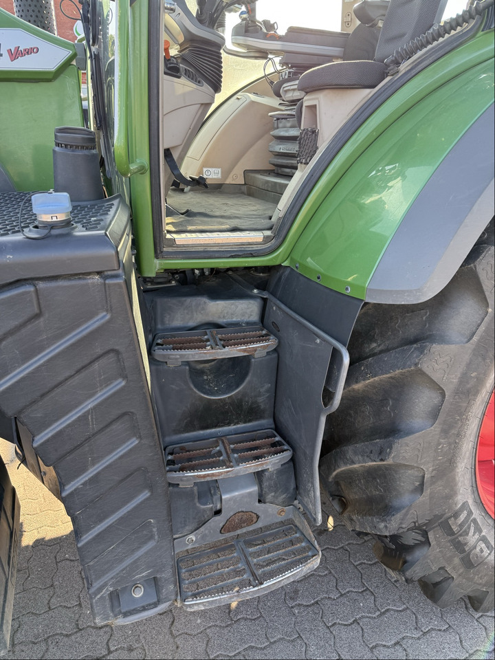 Fendt 724 Vario S4 ProfiPlus - Farm tractor: picture 2 Fendt 724 Vario S4 ProfiPlus - Farm tractor: picture 2