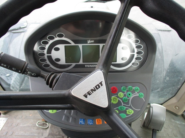 Fendt 724 Vario SCR Profi Plus - Farm tractor: picture 2 Fendt 724 Vario SCR Profi Plus - Farm tractor: picture 2