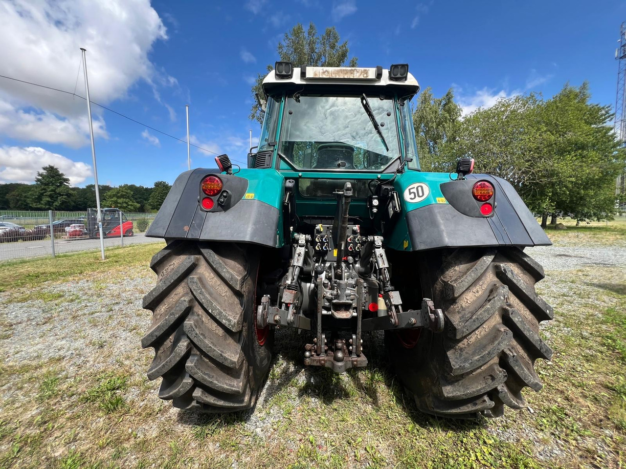 Farm tractor Fendt 818 Vario: picture 8