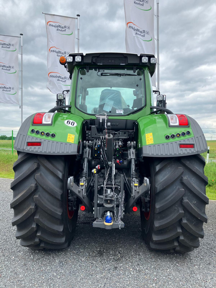 Fendt 936 Vario Gen7 Profi Setting2 - Farm tractor: picture 2 Fendt 936 Vario Gen7 Profi Setting2 - Farm tractor: picture 2