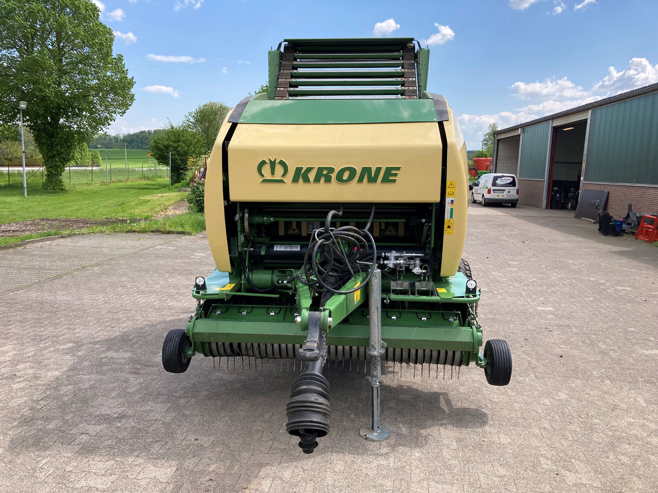 Hay and forage equipment Krone Rundballenpresse: picture 12