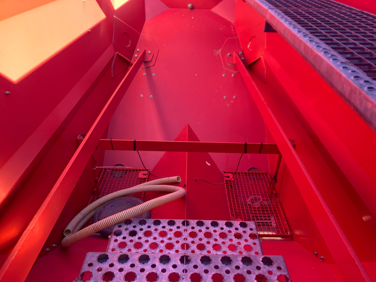 Kverneland DG 12000 - Seed drill: picture 4 Kverneland DG 12000 - Seed drill: picture 4