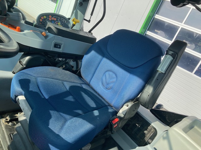 Farm tractor New Holland T6.155 AutoCommand: picture 7 Farm tractor New Holland T6.155 AutoCommand: picture 7