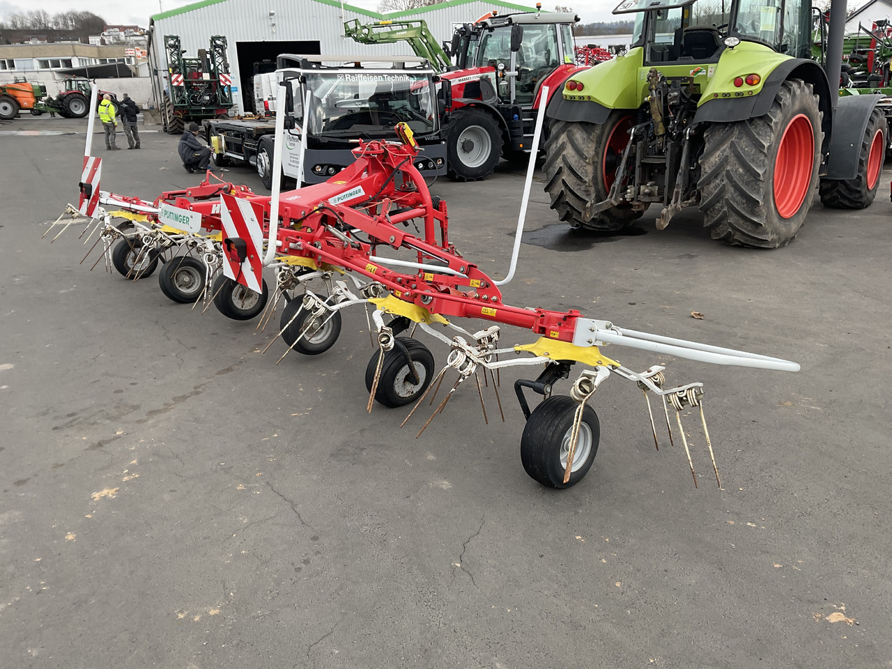 Pöttinger 6.69 Hit - Tedder/ Rake: picture 4 Pöttinger 6.69 Hit - Tedder/ Rake: picture 4