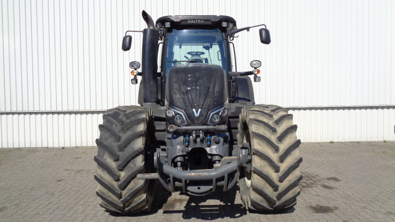 Farm tractor Valtra S374: picture 18