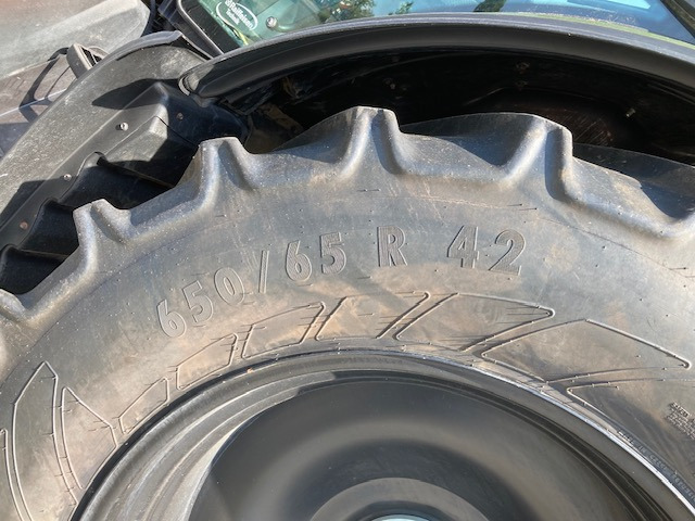 Farm tractor Valtra T 235 Versu: picture 6