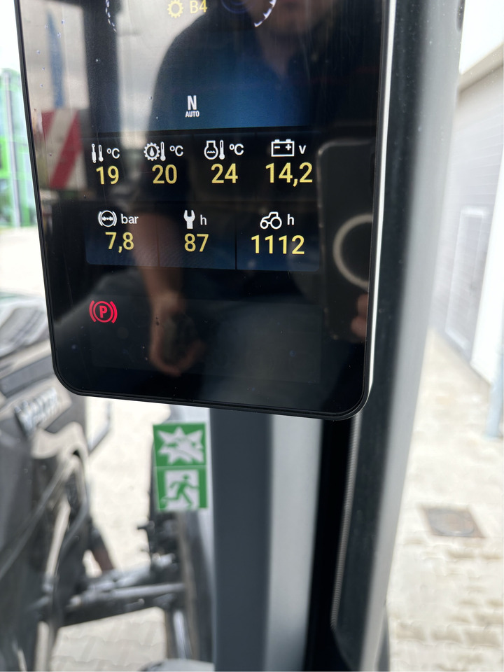 Valtra T 255 Active - Farm tractor: picture 2 Valtra T 255 Active - Farm tractor: picture 2