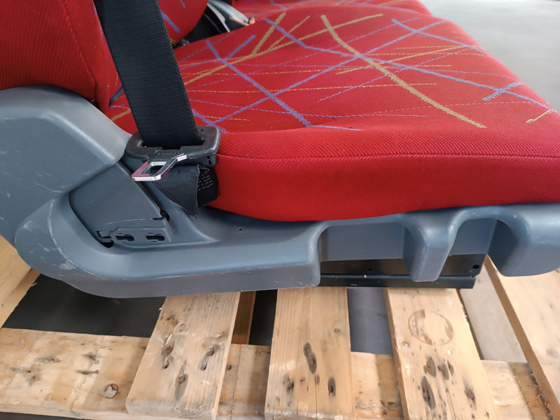 Iveco Eurostar, Eurotech, Eurotrakker - Seat for Truck: picture 1 Iveco Eurostar, Eurotech, Eurotrakker - Seat for Truck: picture 1