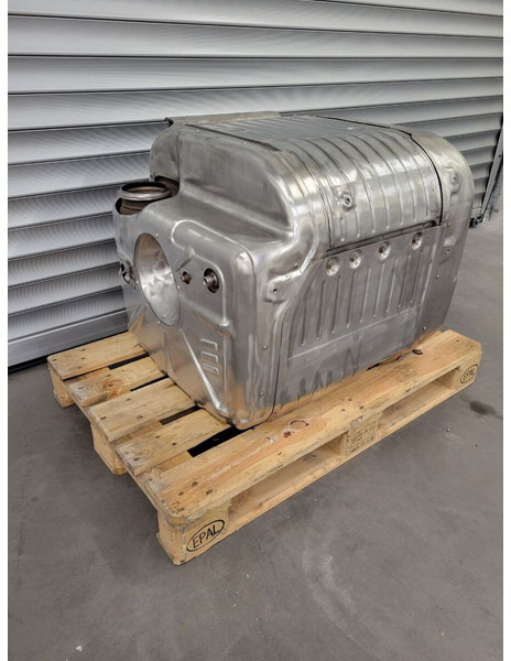 Iveco STRALIS EURO 6 NEW PARTS INSIDE - Catalytic converter for Truck: picture 2 Iveco STRALIS EURO 6 NEW PARTS INSIDE - Catalytic converter for Truck: picture 2