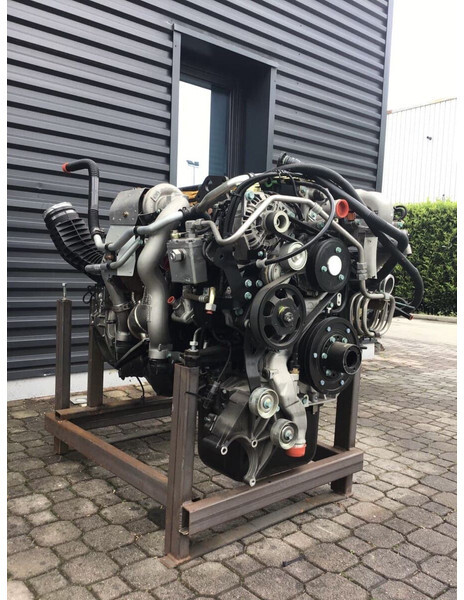 MAN TGL TGM D0836 LFL66 250hp BITURBO EURO 6 - Engine for Truck: picture 2 MAN TGL TGM D0836 LFL66 250hp BITURBO EURO 6 - Engine for Truck: picture 2