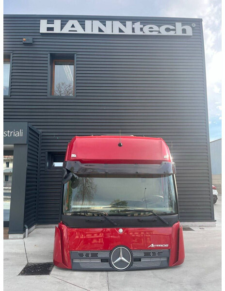 Mercedes-Benz ACTROS MP4 - Cab and interior for Truck: picture 1 Mercedes-Benz ACTROS MP4 - Cab and interior for Truck: picture 1