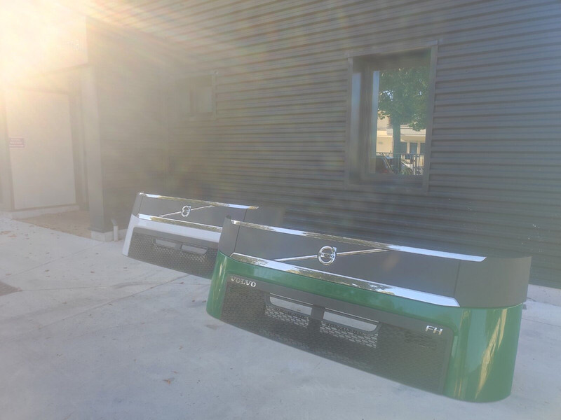 Volvo FH13 FH16 - Bumper for Truck: picture 1 Volvo FH13 FH16 - Bumper for Truck: picture 1