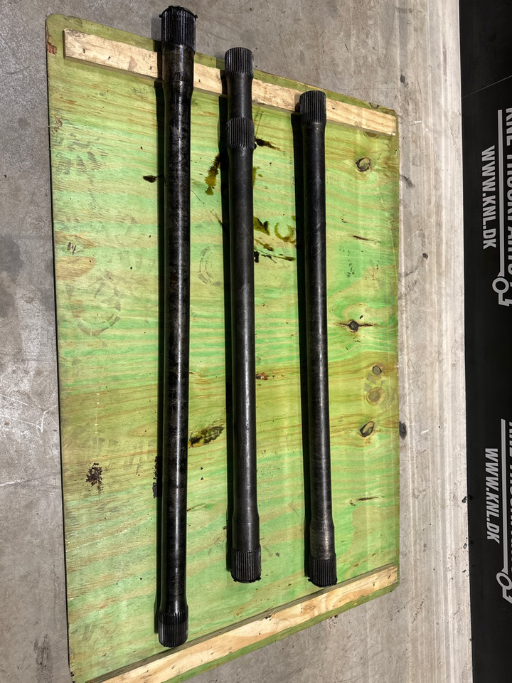 IVECO HALF SHAFTS - Drive shaft for Truck: picture 1 IVECO HALF SHAFTS - Drive shaft for Truck: picture 1