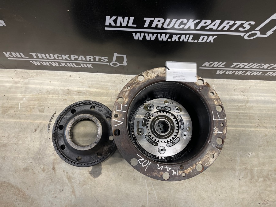 MAN COMPLTE HUBREDUCTION LEFT SIDE 81.35114-0126 = 3,0 - Wheel hub for Truck: picture 2 MAN COMPLTE HUBREDUCTION LEFT SIDE 81.35114-0126 = 3,0 - Wheel hub for Truck: picture 2