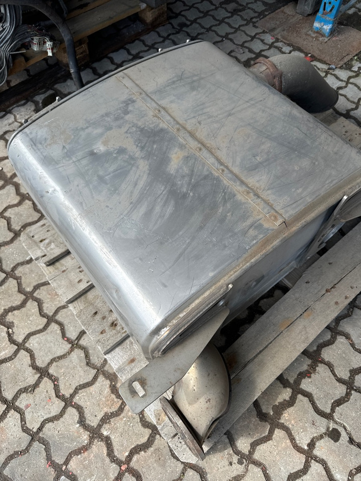 MAN EXHAUST 81.15101-0410 - Catalytic converter for Truck: picture 2 MAN EXHAUST 81.15101-0410 - Catalytic converter for Truck: picture 2