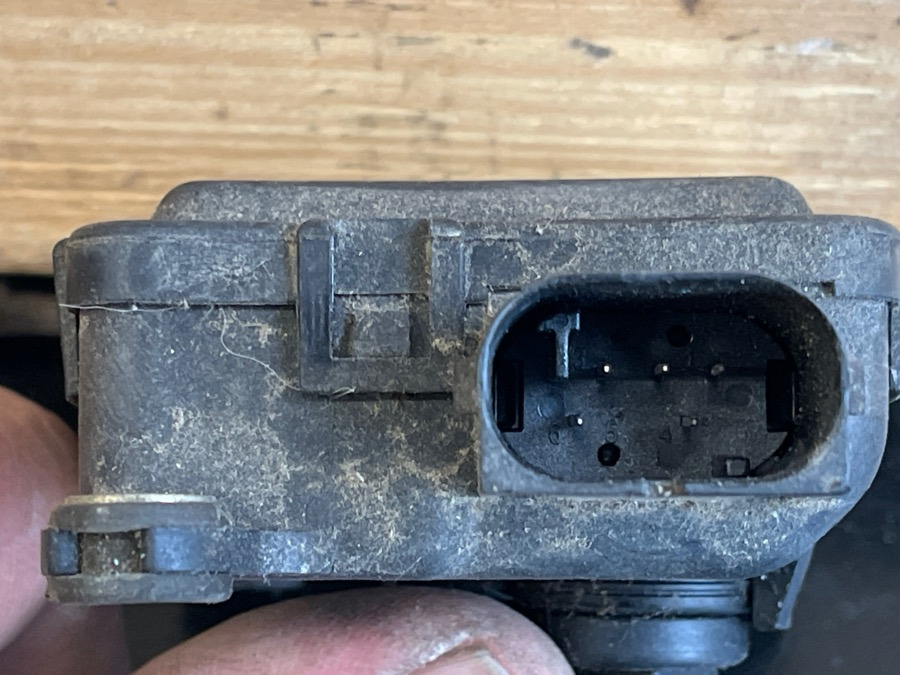MAN HEAT MOTOR 83.25970-6001 - Electrical system for Truck: picture 2 MAN HEAT MOTOR 83.25970-6001 - Electrical system for Truck: picture 2