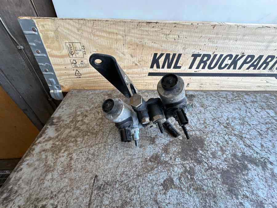 MAN MAGNET VALVE 81.52160-6189 - Brake valve for Truck: picture 1 MAN MAGNET VALVE 81.52160-6189 - Brake valve for Truck: picture 1