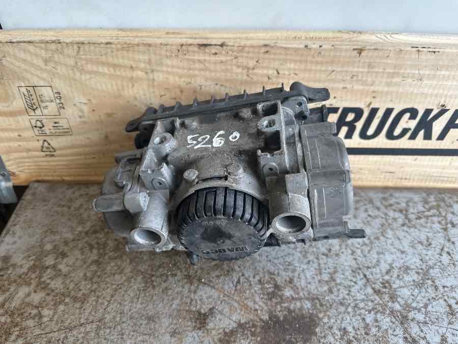 MAN VALVE EBS 81.52106-6072 - Brake valve for Truck: picture 2 MAN VALVE EBS 81.52106-6072 - Brake valve for Truck: picture 2