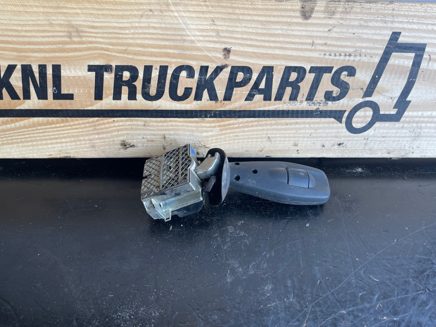 MERCEDES GEAR LEVER A0095452124 - Cab and interior for Truck: picture 2 MERCEDES GEAR LEVER A0095452124 - Cab and interior for Truck: picture 2