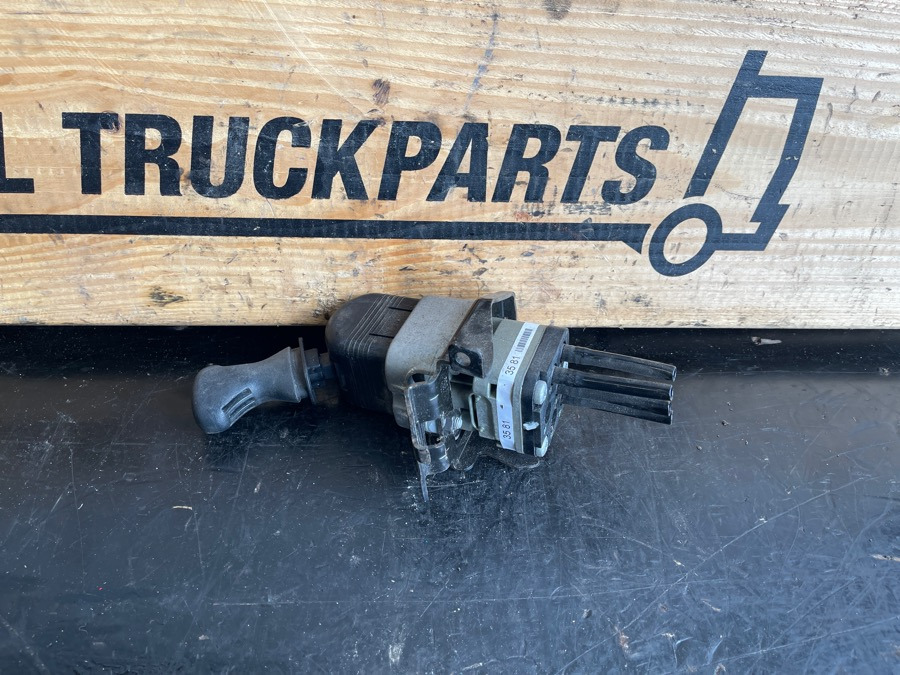 MERCEDES HAND BRAKE A0044303581 - Cab and interior for Truck: picture 1 MERCEDES HAND BRAKE A0044303581 - Cab and interior for Truck: picture 1
