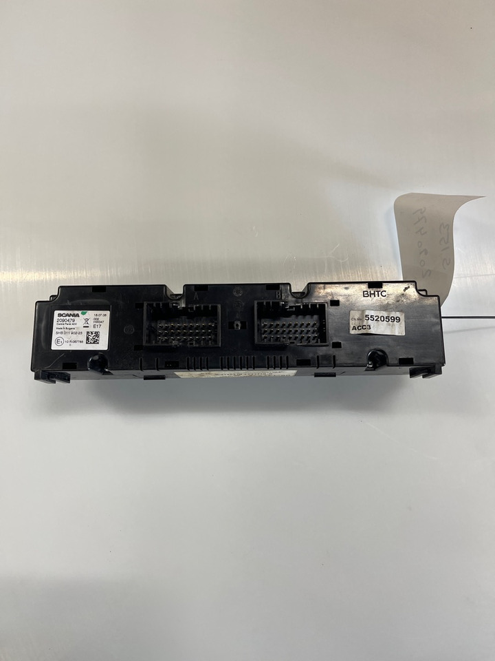 SCANIA CONTROL PANEL, CLIMATE CONTROL ECU 2090479 - Dashboard for Truck: picture 1 SCANIA CONTROL PANEL, CLIMATE CONTROL ECU 2090479 - Dashboard for Truck: picture 1