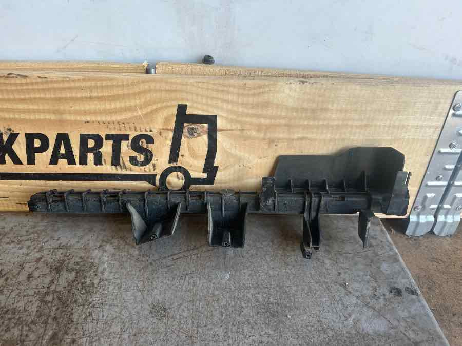 SCANIA DOOR PANEL 2128974 - Cab and interior for Truck: picture 1 SCANIA DOOR PANEL 2128974 - Cab and interior for Truck: picture 1
