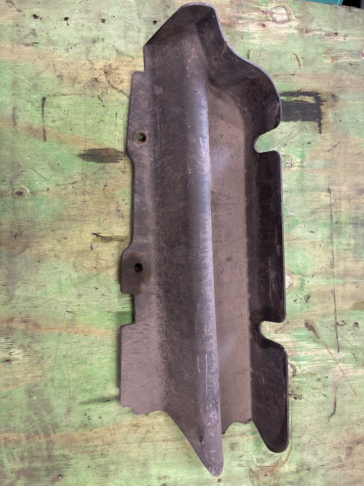 SCANIA SHIELD PROTECTION 1529885 - Body and exterior for Truck: picture 1 SCANIA SHIELD PROTECTION 1529885 - Body and exterior for Truck: picture 1