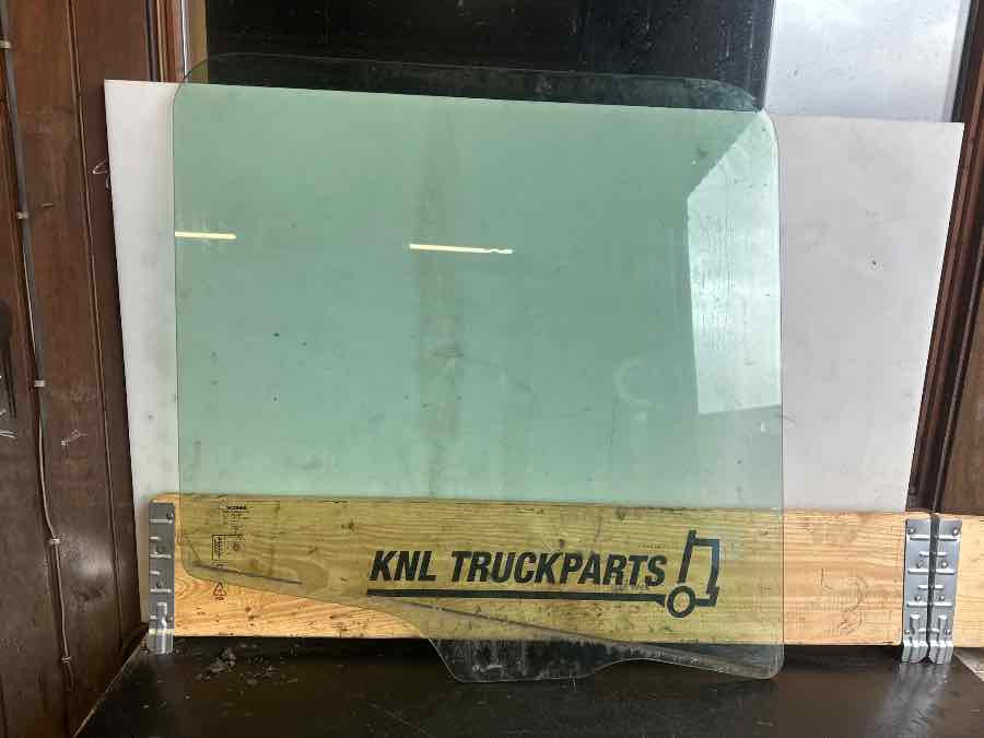 SCANIA WINDOW RH 2506372 - Cab and interior for Truck: picture 1 SCANIA WINDOW RH 2506372 - Cab and interior for Truck: picture 1