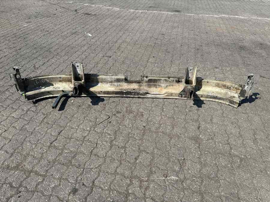 VOLVO BUMPER 84210166 - Body and exterior for Truck: picture 1 VOLVO BUMPER 84210166 - Body and exterior for Truck: picture 1