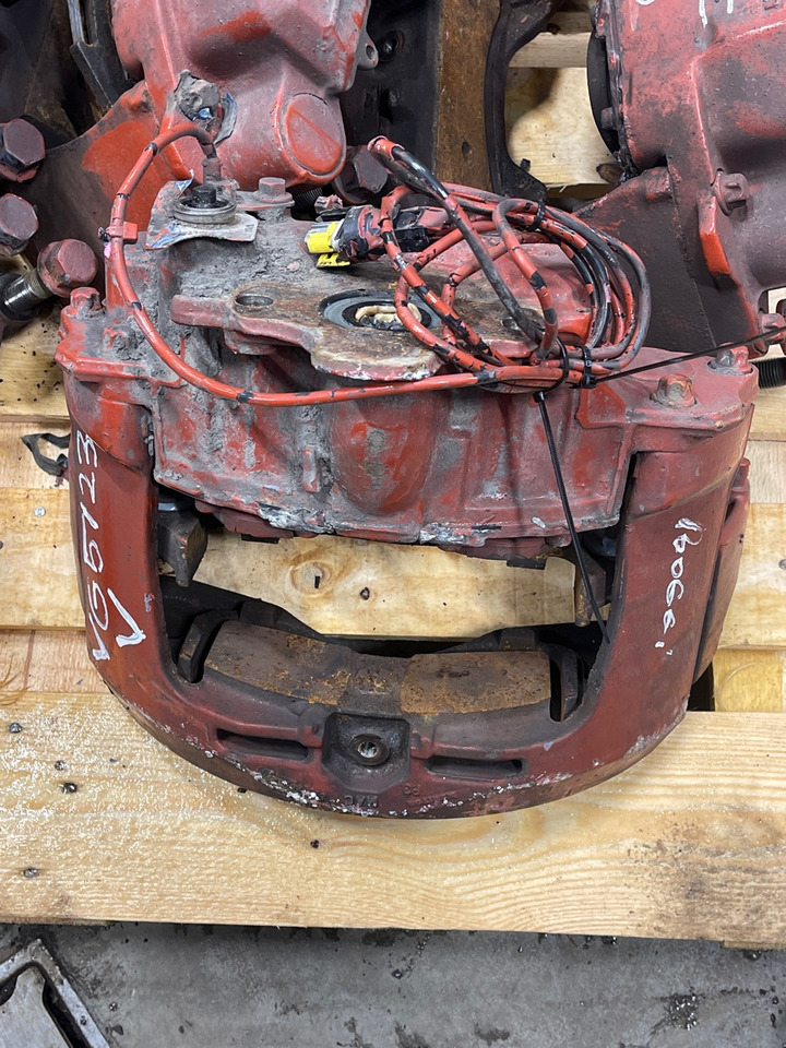 VOLVO CALIBER 21487613 - Brake caliper for Truck: picture 1 VOLVO CALIBER 21487613 - Brake caliper for Truck: picture 1
