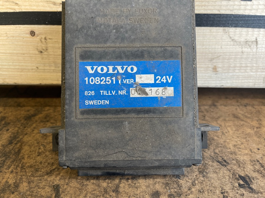 VOLVO ECU 1082511 - Electrical system for Truck: picture 2 VOLVO ECU 1082511 - Electrical system for Truck: picture 2