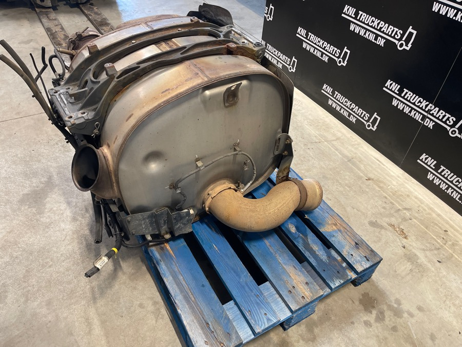 VOLVO EXHAUST 22495989 - Exhaust system for Truck: picture 3 VOLVO EXHAUST 22495989 - Exhaust system for Truck: picture 3