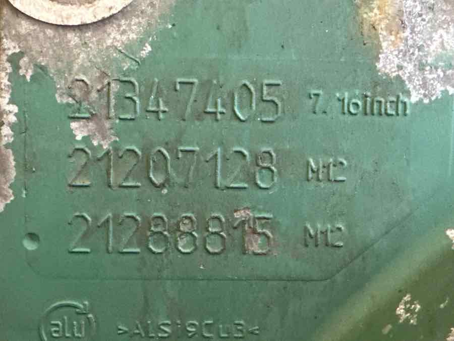 VOLVO FLYWHEELHOUSE 21207126 - Engine and parts for Truck: picture 2 VOLVO FLYWHEELHOUSE 21207126 - Engine and parts for Truck: picture 2