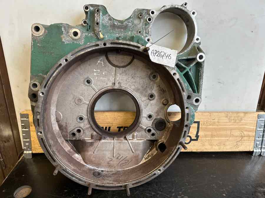 VOLVO FLYWHEELHOUSE 21207126 - Engine and parts for Truck: picture 1 VOLVO FLYWHEELHOUSE 21207126 - Engine and parts for Truck: picture 1