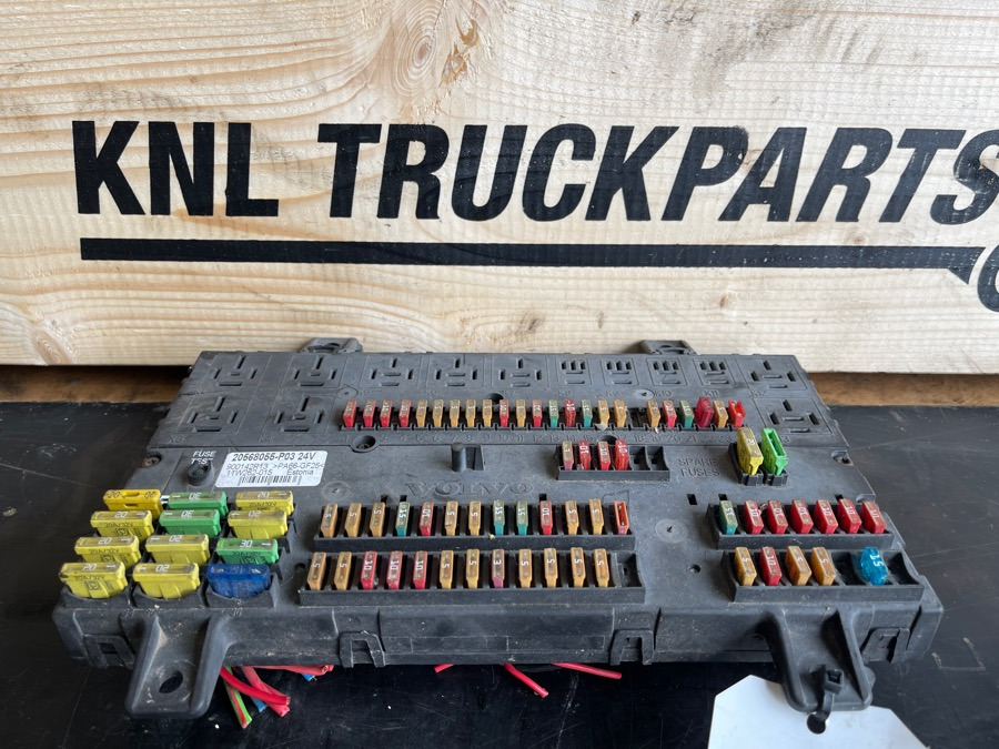 VOLVO FUSE AND RELAY CENTRE 20568055 - Electrical system for Truck: picture 1 VOLVO FUSE AND RELAY CENTRE 20568055 - Electrical system for Truck: picture 1