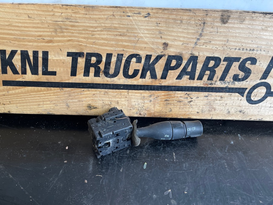 VOLVO LEVER SWITCH 25564672 - Cab and interior for Truck: picture 1 VOLVO LEVER SWITCH 25564672 - Cab and interior for Truck: picture 1