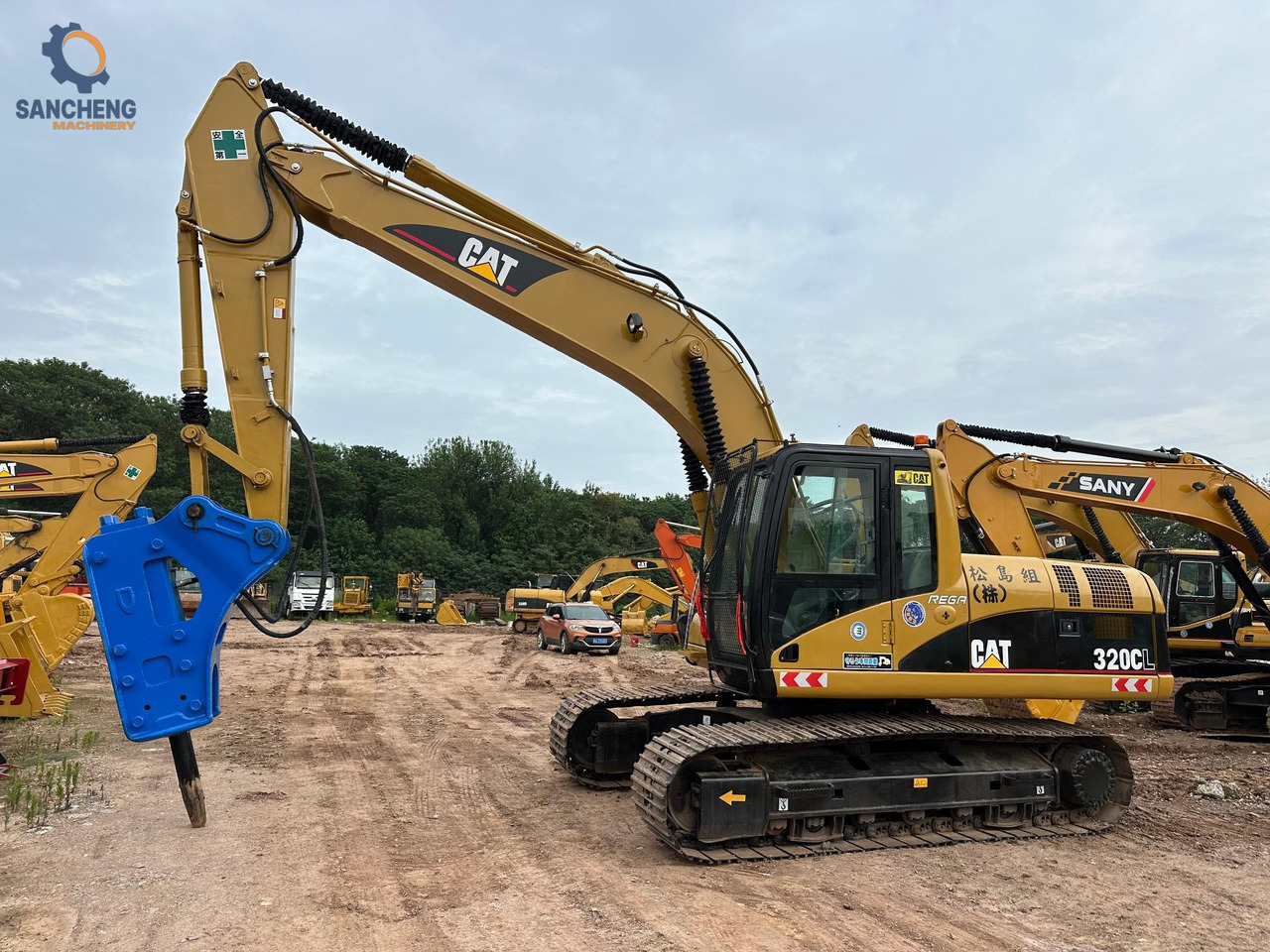 CAT 320CL with hammer crawler excavator - Crawler excavator: picture 2 CAT 320CL with hammer crawler excavator - Crawler excavator: picture 2